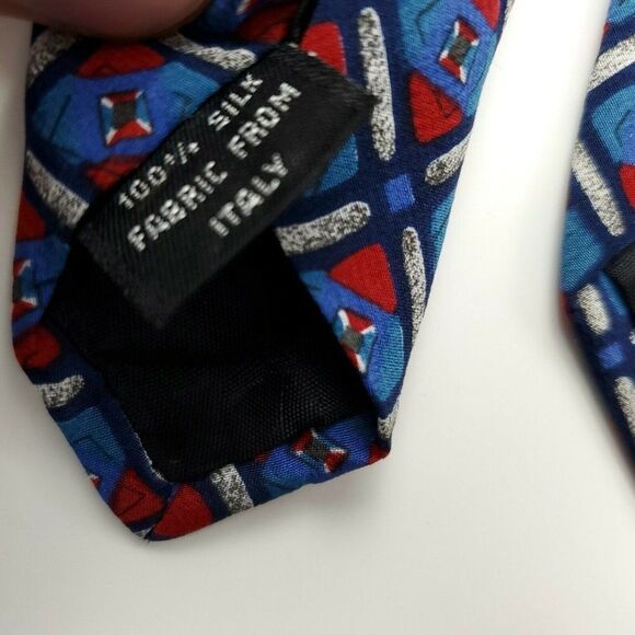 Surrey Red Blue Silk Tie‎ Geometric Italy 58 3.75 - Picture 4 of 6
